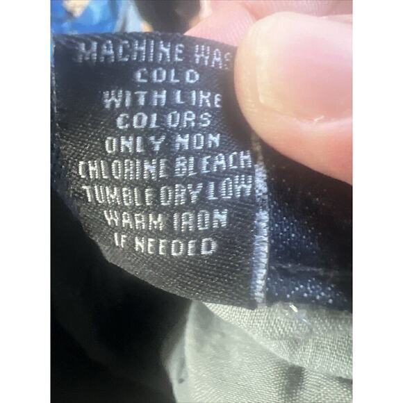 EUC Junior's Rue21 Stretch Dark Low Rise Raw Hem Denim Jean Shorts Size 7/8 - Picture 6 of 6